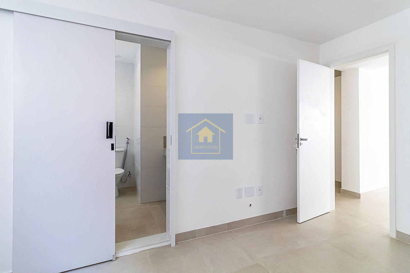 Apartamento à venda com 4 quartos, 155m² - Foto 12