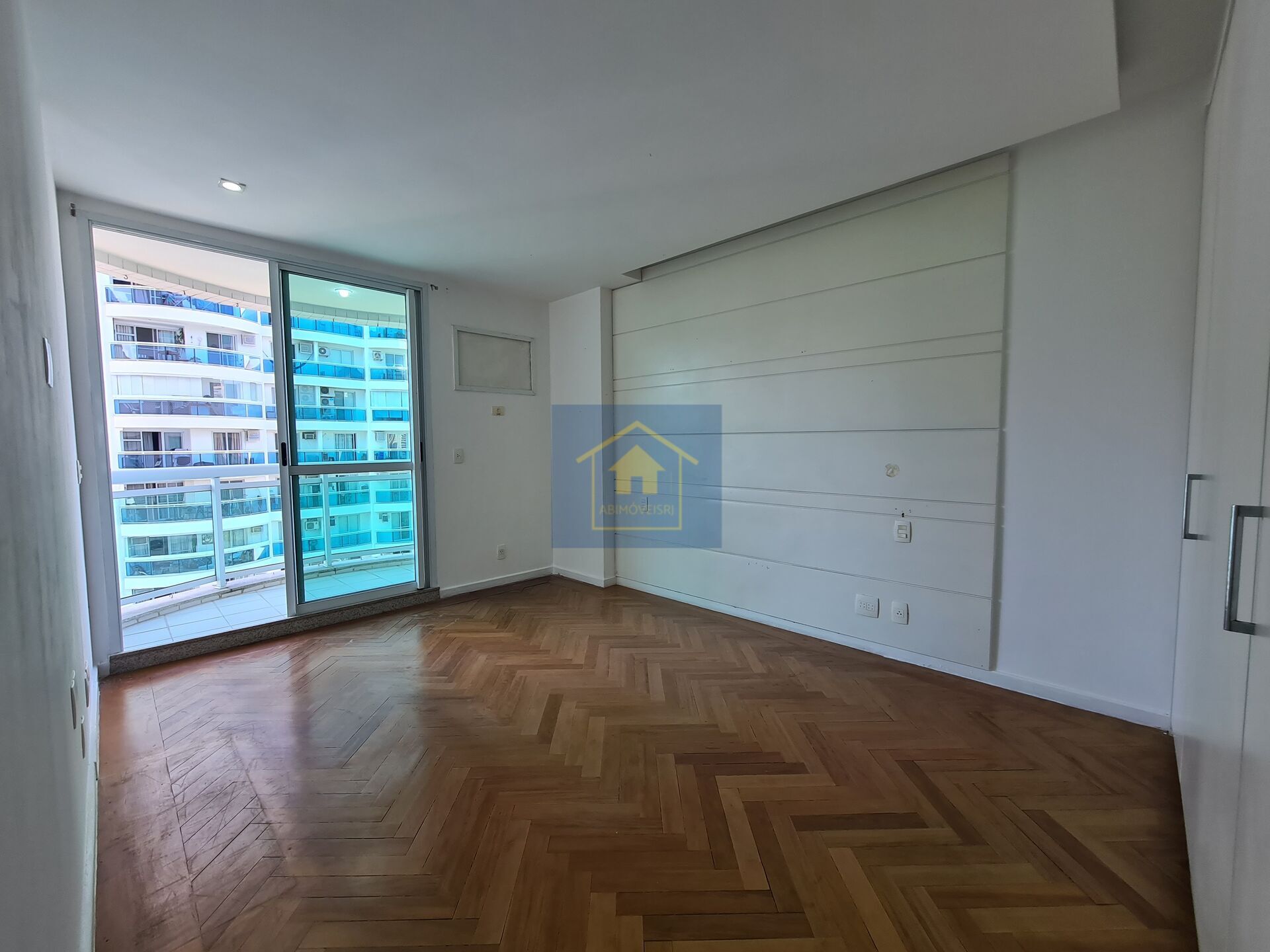 Apartamento à venda com 4 quartos, 151m² - Foto 21