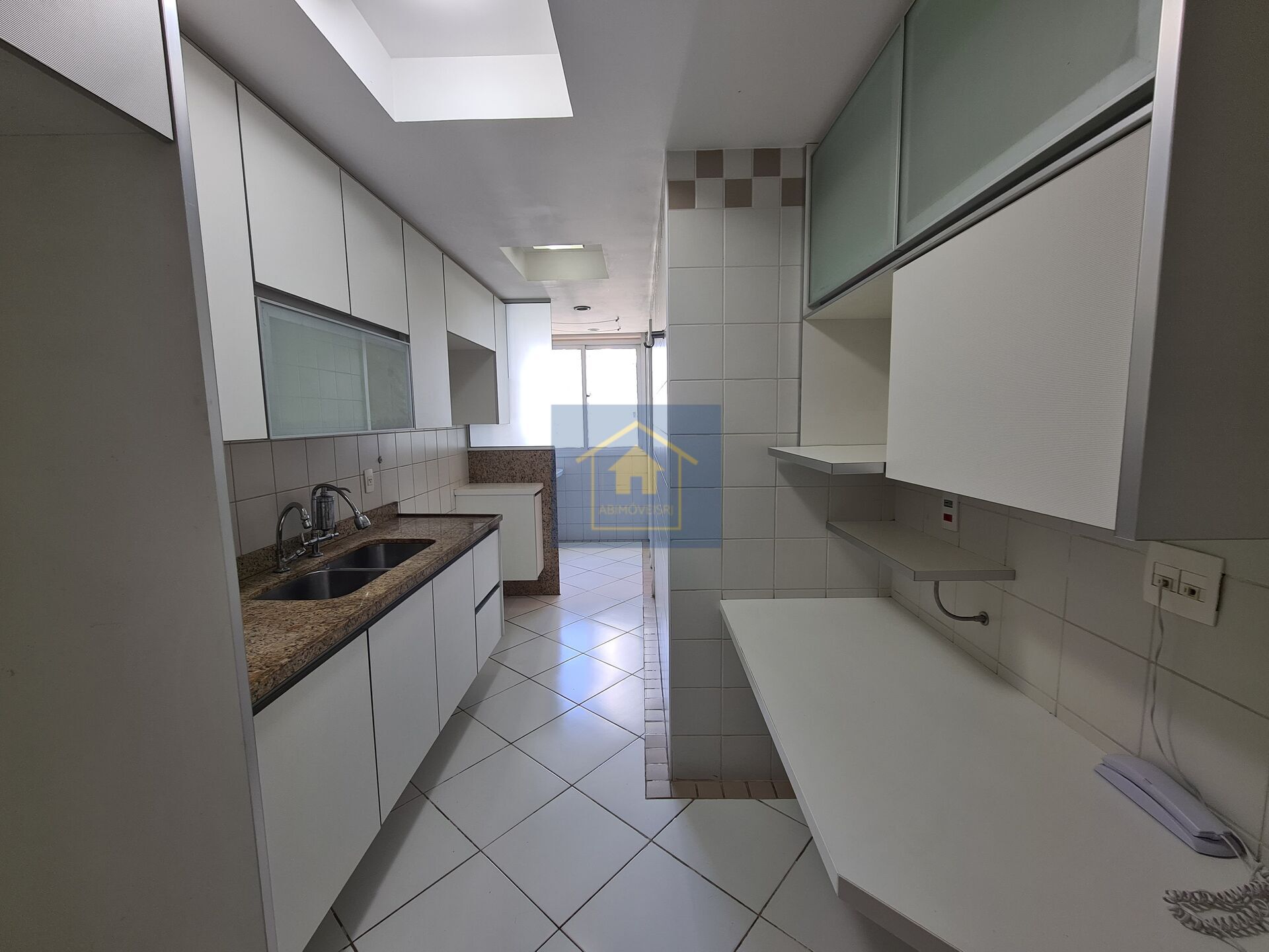 Apartamento à venda com 4 quartos, 151m² - Foto 32