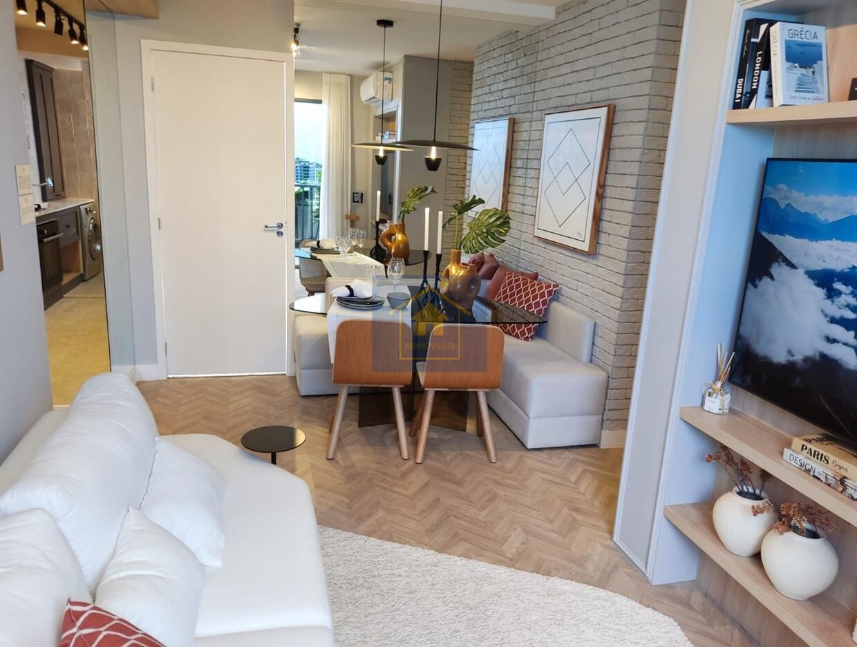 Apartamento à venda com 2 quartos, 55m² - Foto 2
