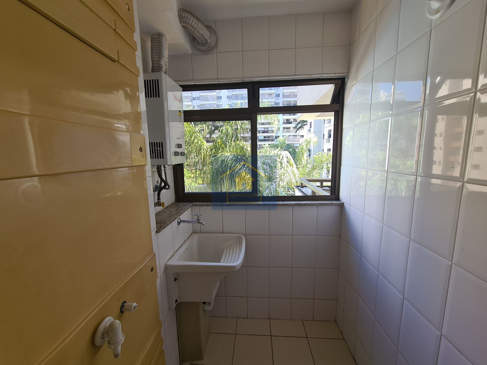 Apartamento à venda com 2 quartos, 74m² - Foto 37