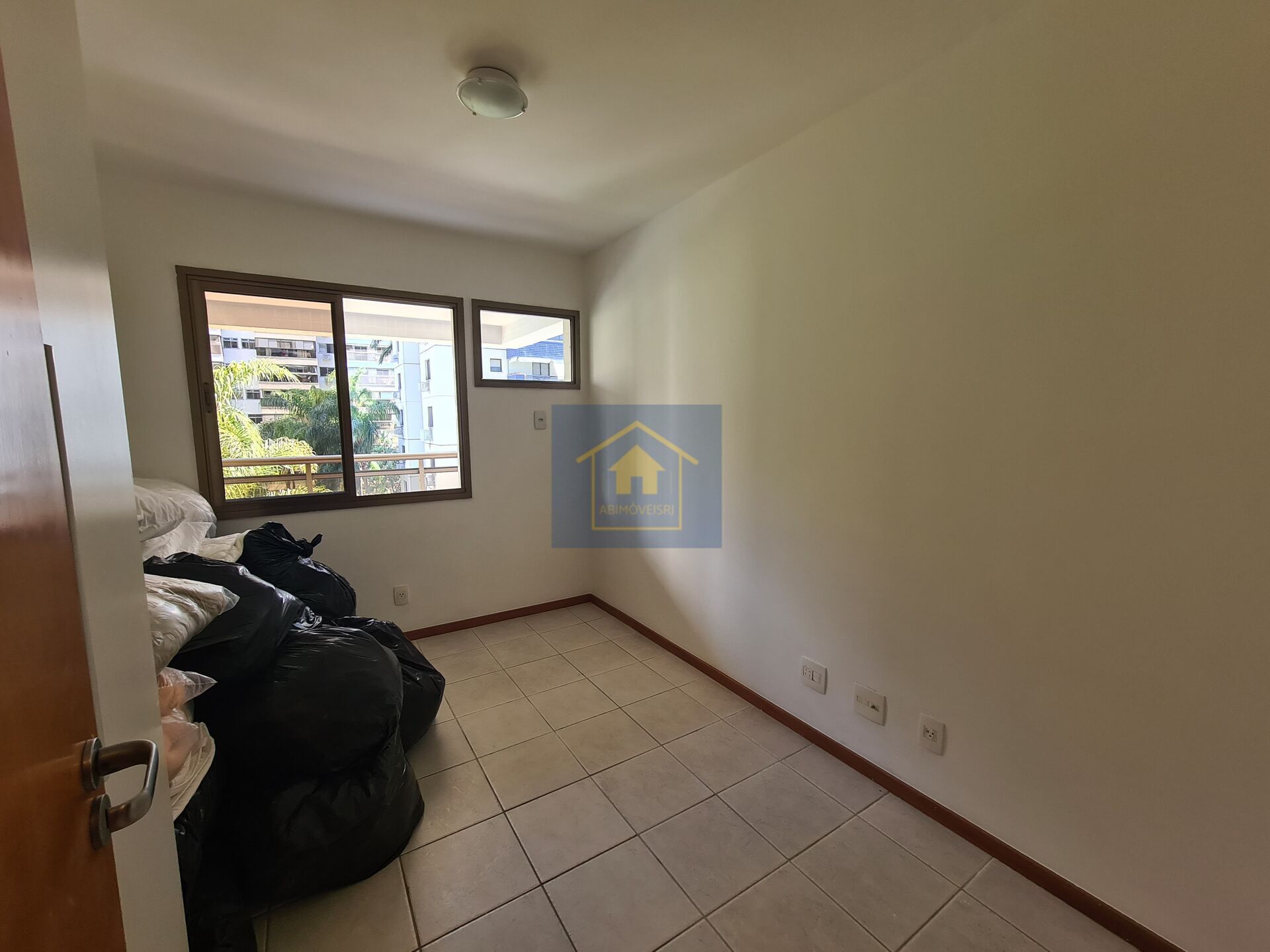 Apartamento à venda com 2 quartos, 74m² - Foto 26