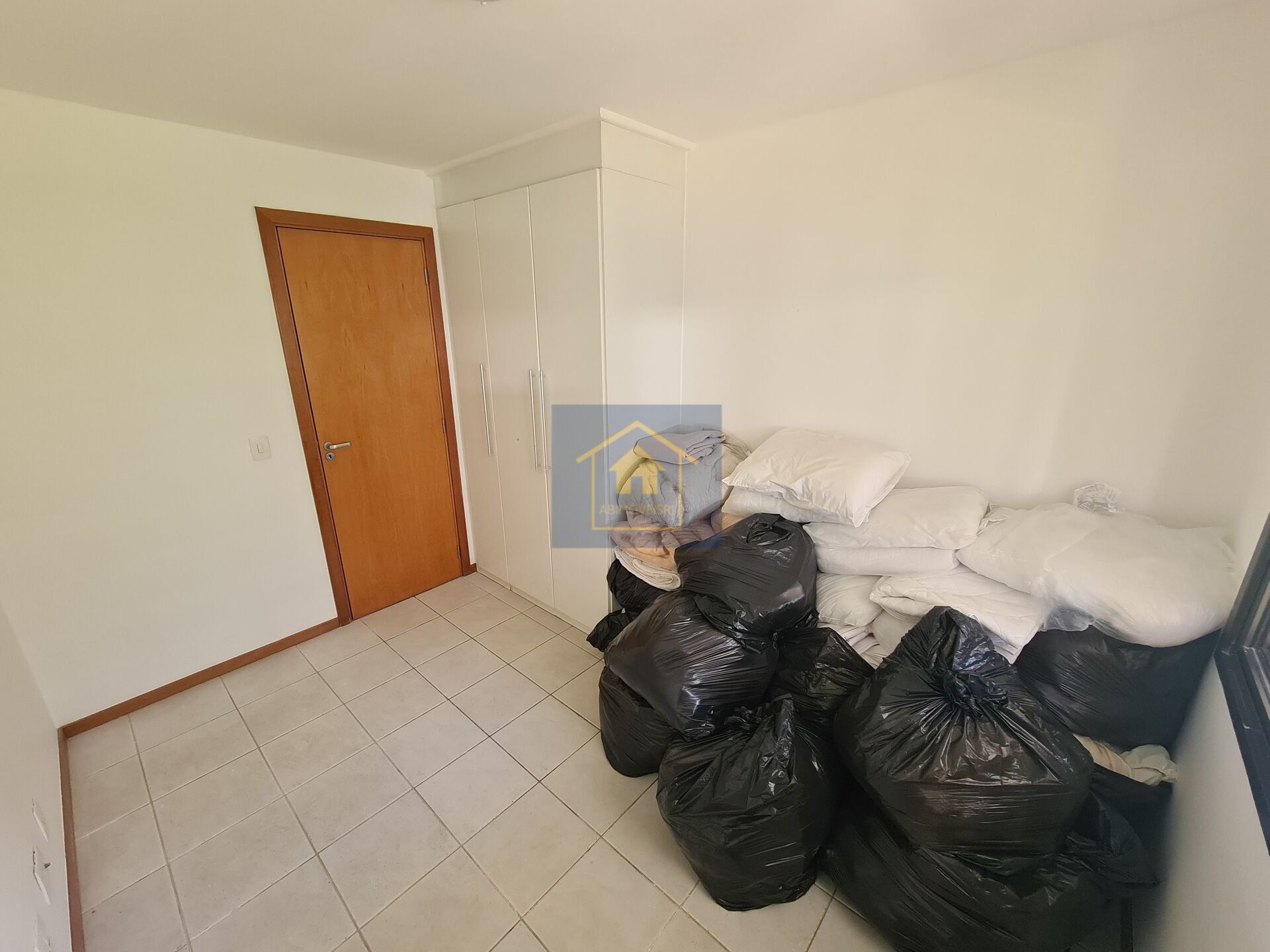 Apartamento à venda com 2 quartos, 74m² - Foto 27