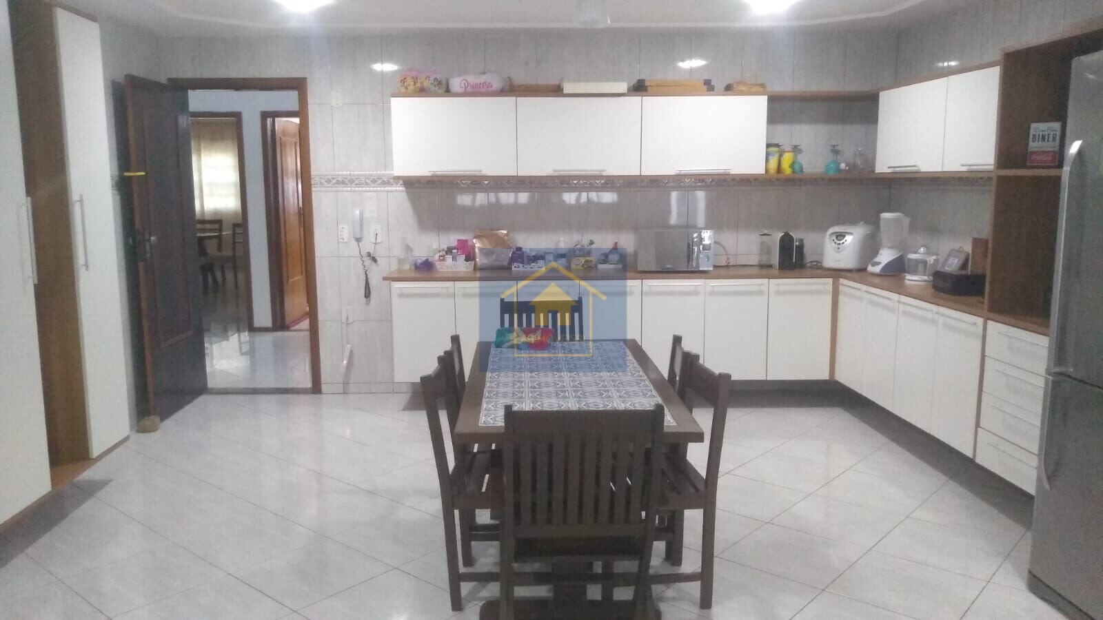 Casa à venda com 4 quartos, 320m² - Foto 33