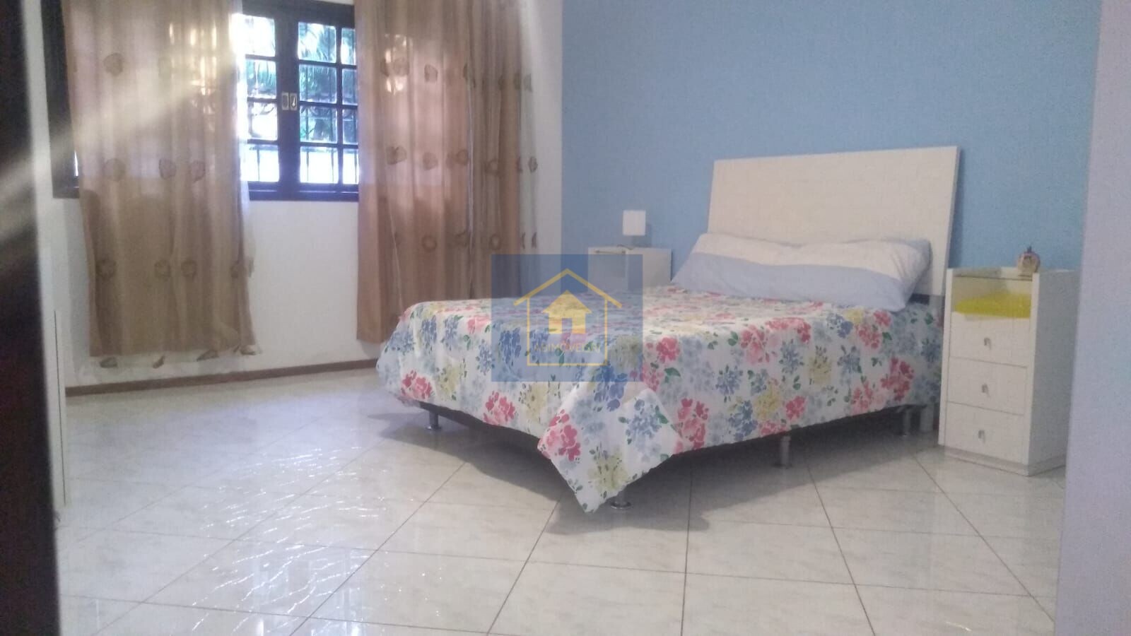 Casa à venda com 4 quartos, 320m² - Foto 14