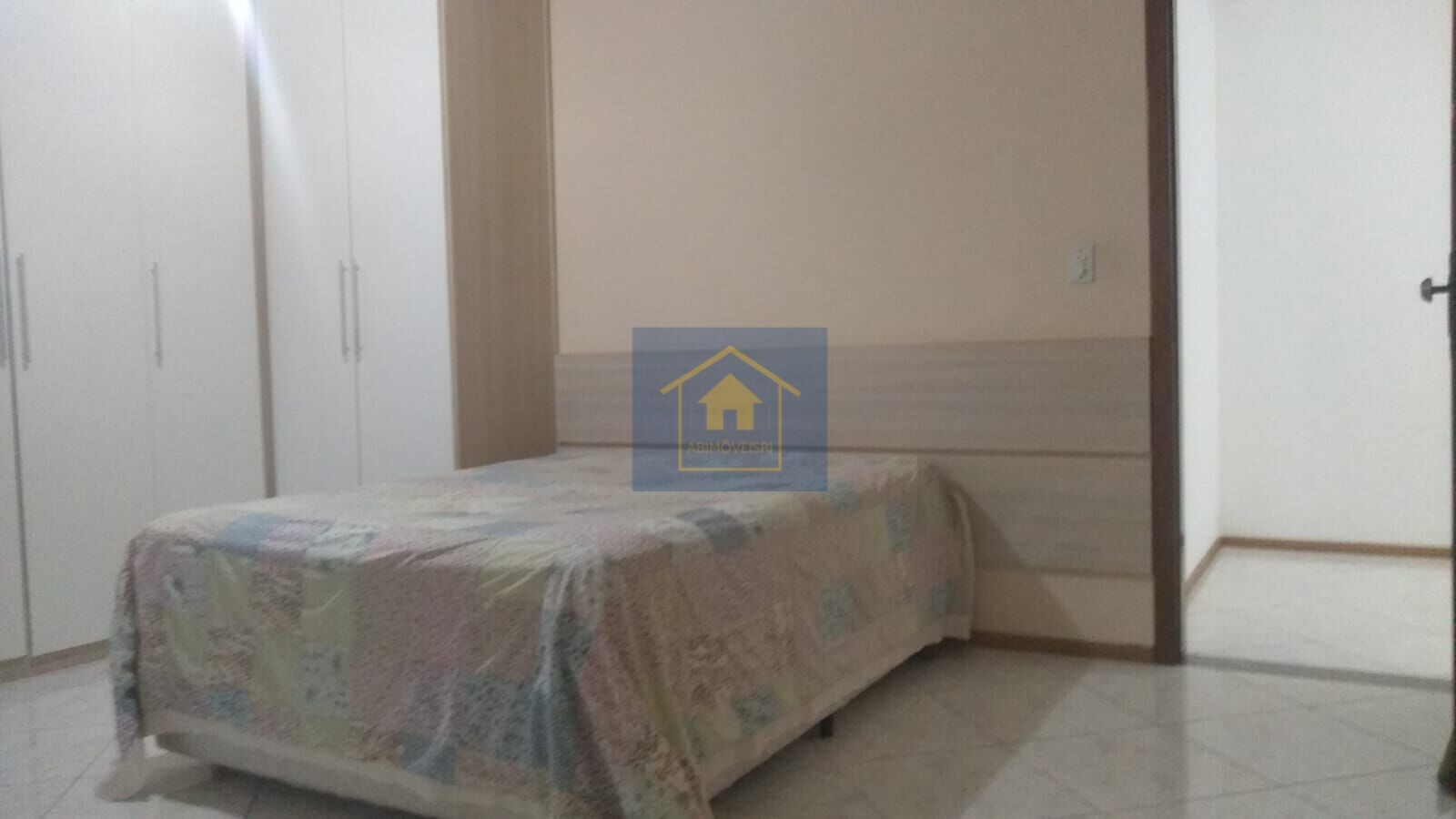 Casa à venda com 4 quartos, 320m² - Foto 19