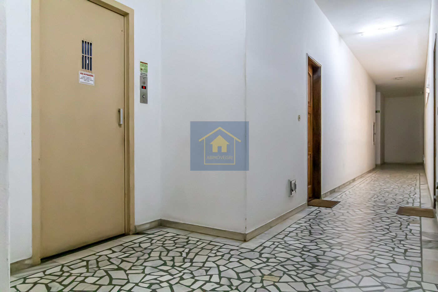 Apartamento à venda com 3 quartos, 90m² - Foto 16