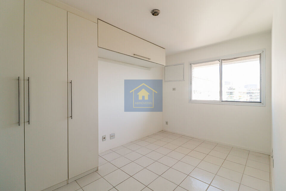 Apartamento à venda com 2 quartos, 65m² - Foto 40