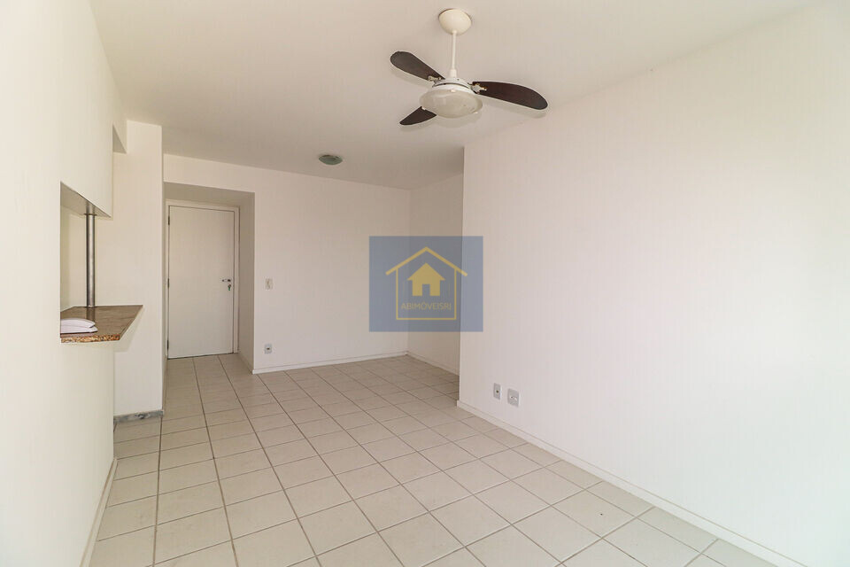 Apartamento à venda com 2 quartos, 65m² - Foto 26