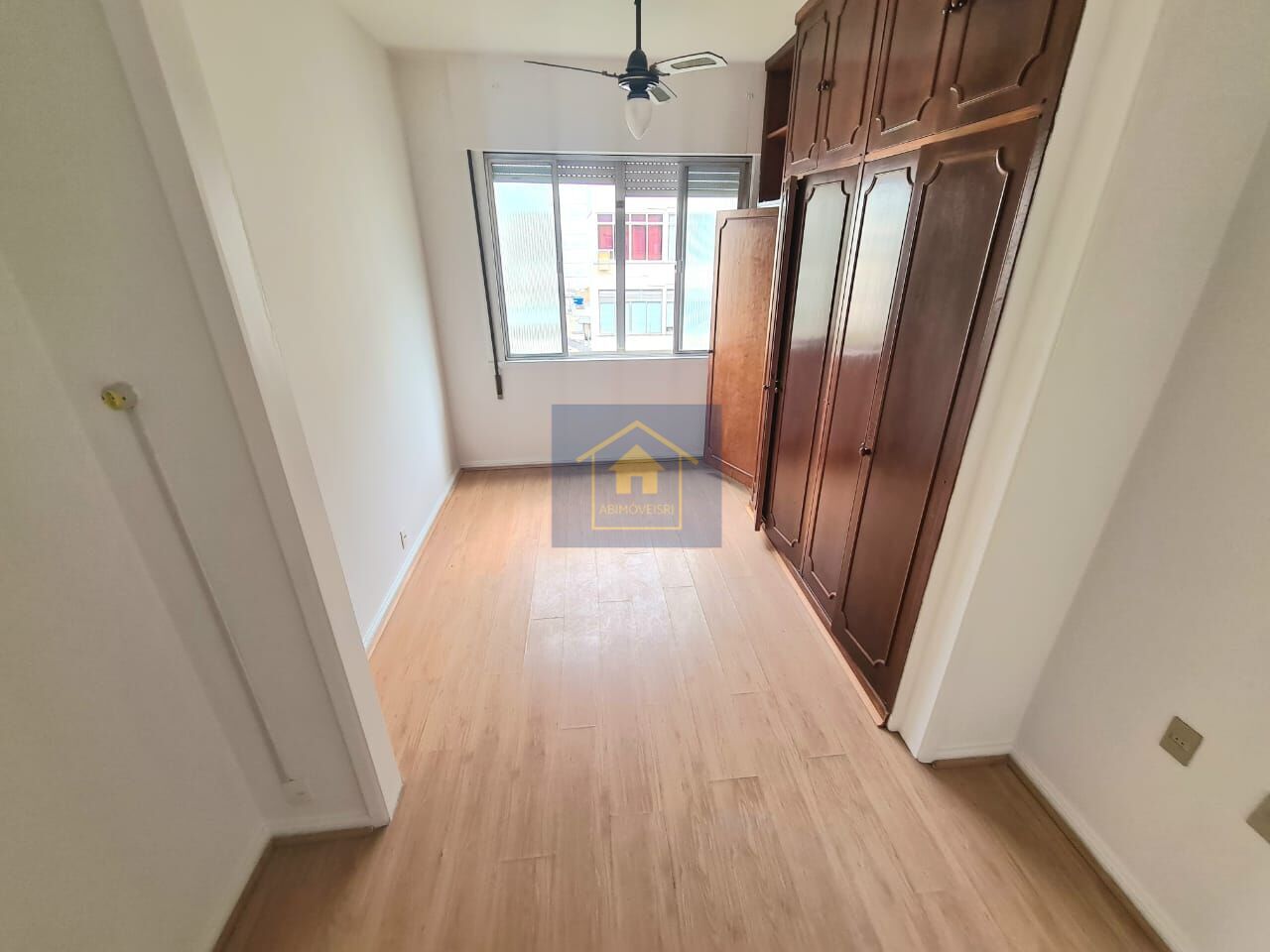 Apartamento à venda com 1 quarto, 33m² - Foto 15