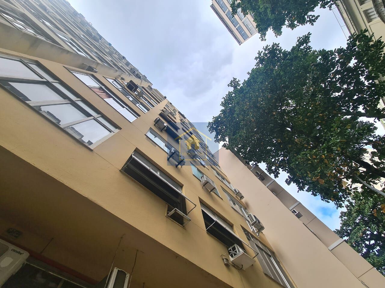 Apartamento à venda com 1 quarto, 33m² - Foto 25