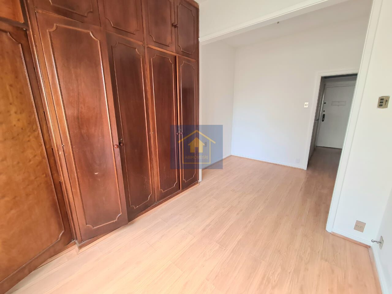 Apartamento à venda com 1 quarto, 33m² - Foto 14