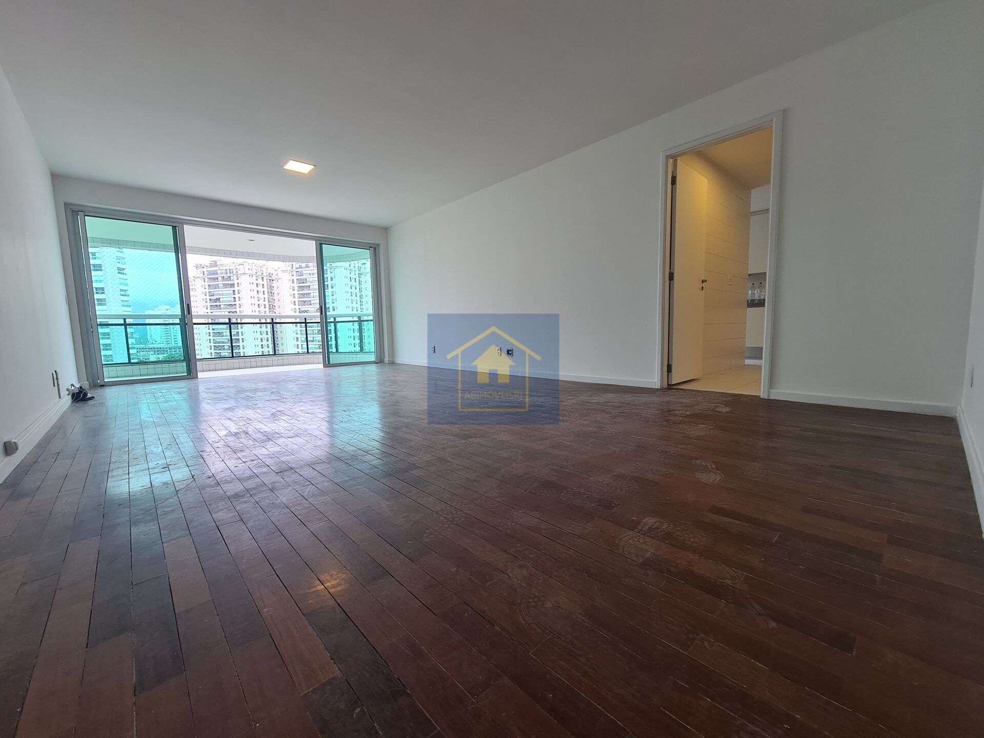 Apartamento à venda com 4 quartos, 157m² - Foto 21