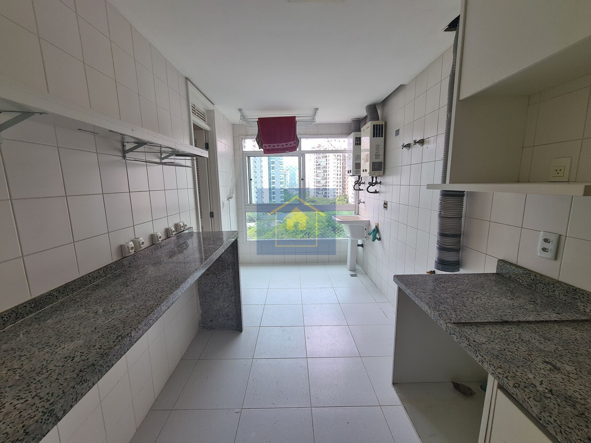 Apartamento à venda com 4 quartos, 157m² - Foto 42