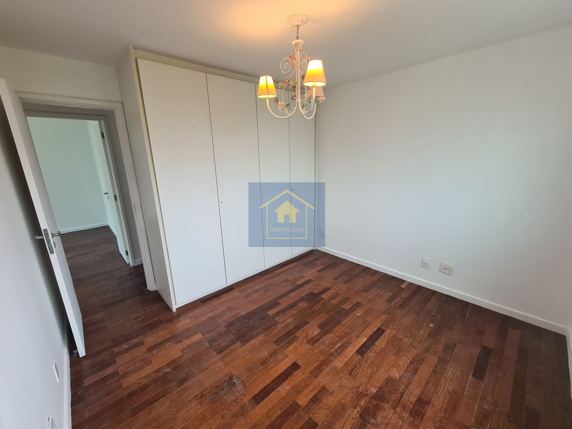 Apartamento à venda com 4 quartos, 157m² - Foto 29