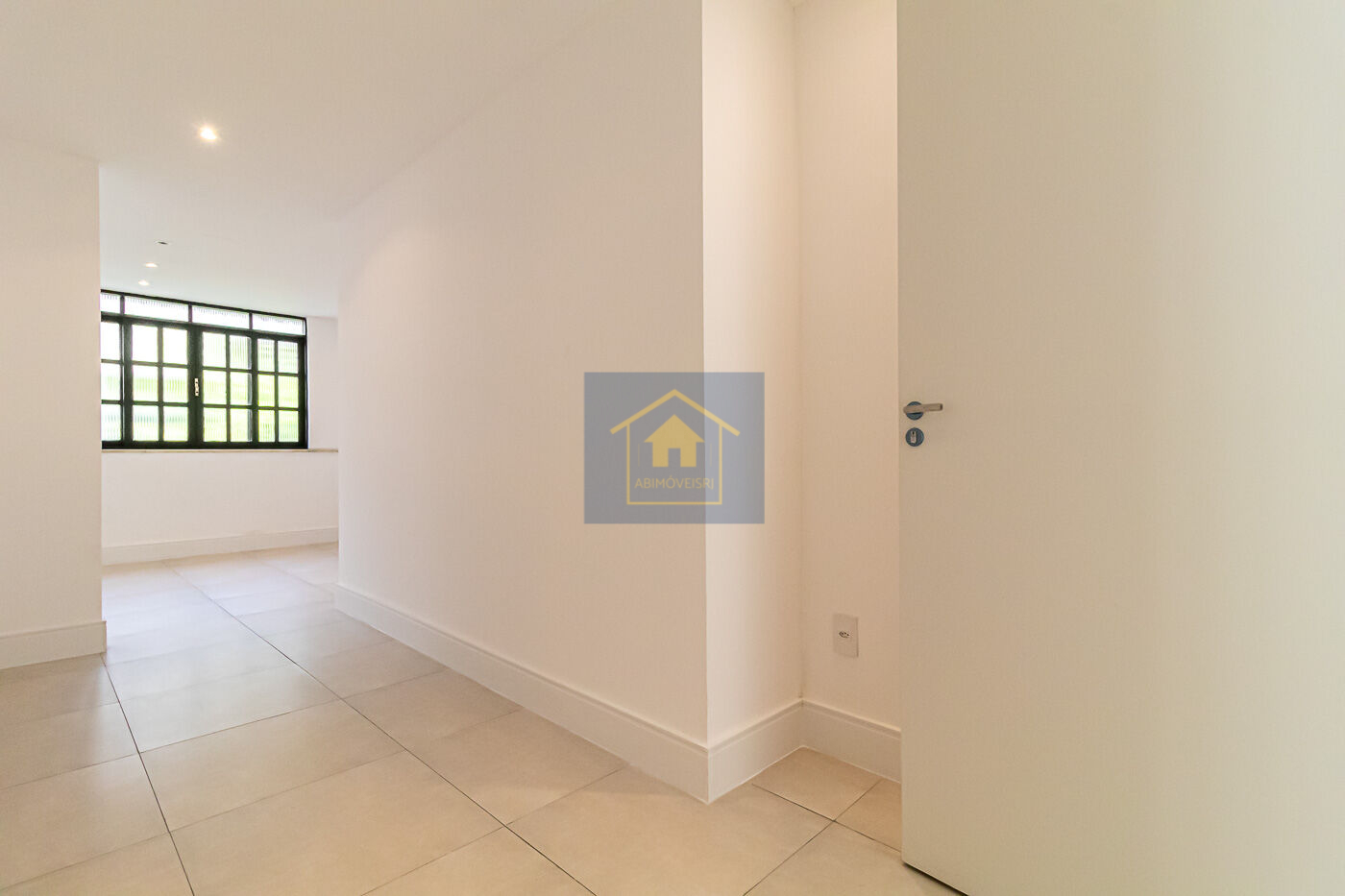 Casa à venda com 4 quartos, 234m² - Foto 11