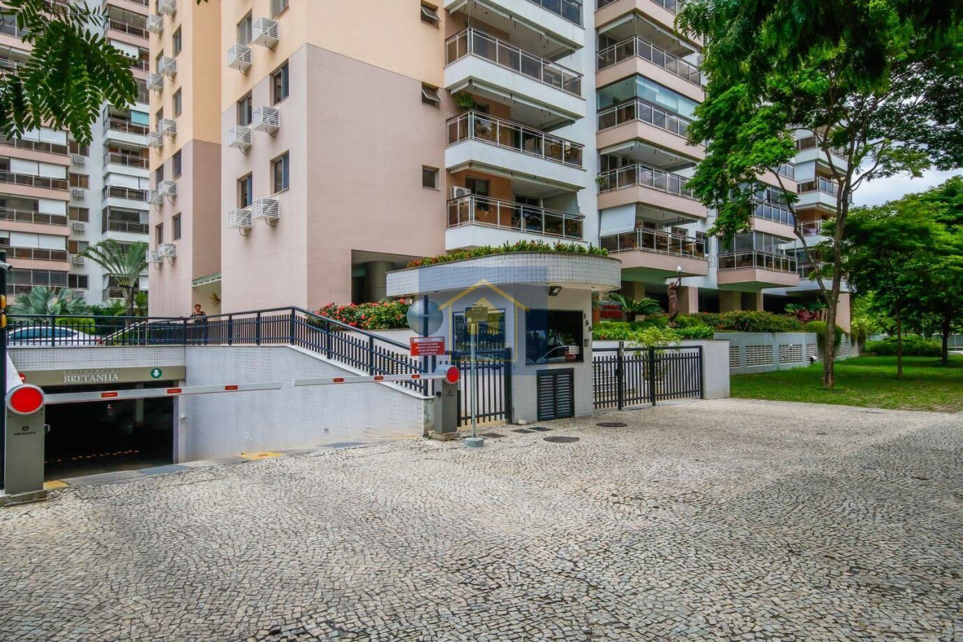 Apartamento à venda com 2 quartos, 86m² - Foto 1