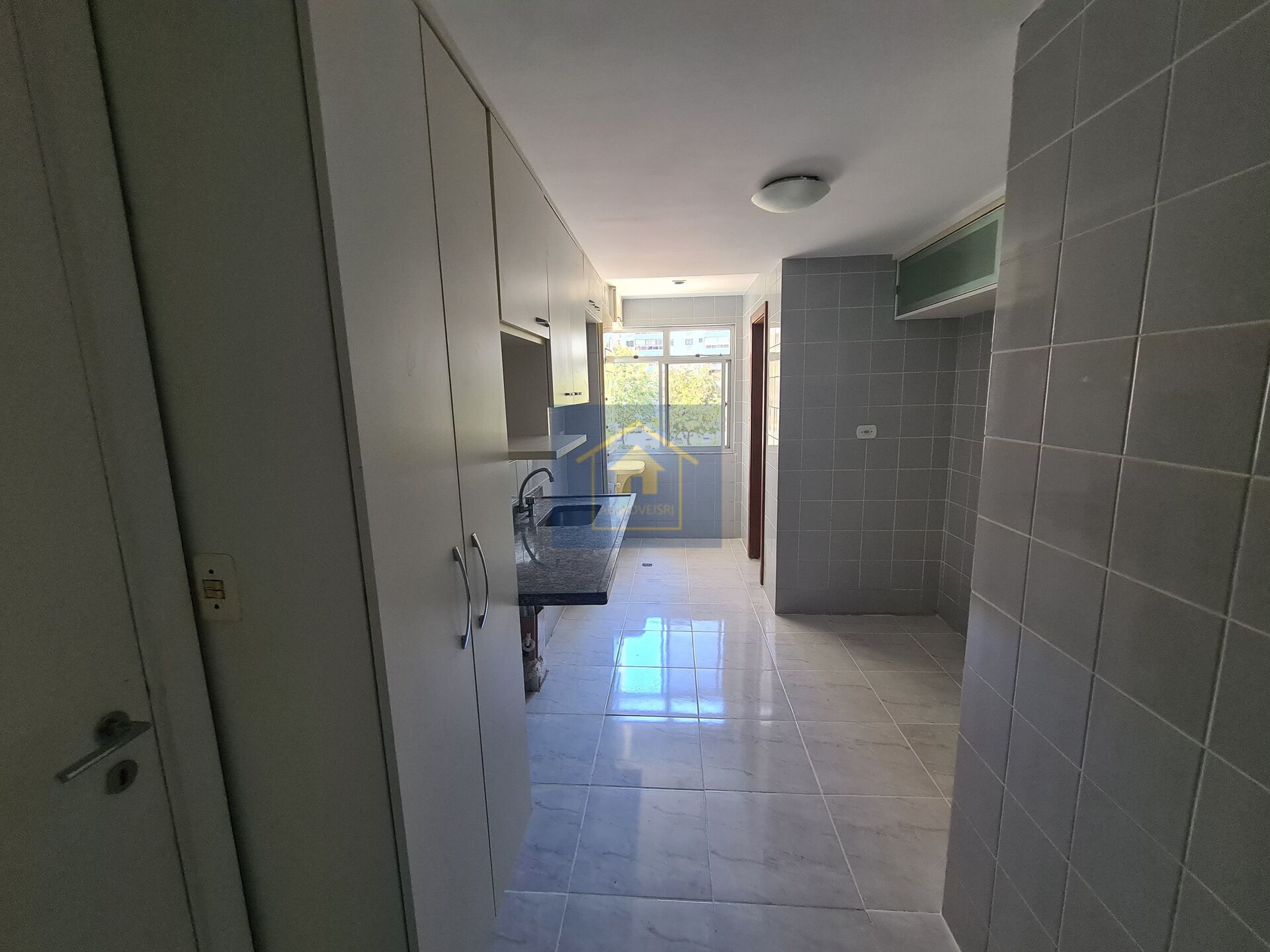 Apartamento à venda com 2 quartos, 86m² - Foto 31