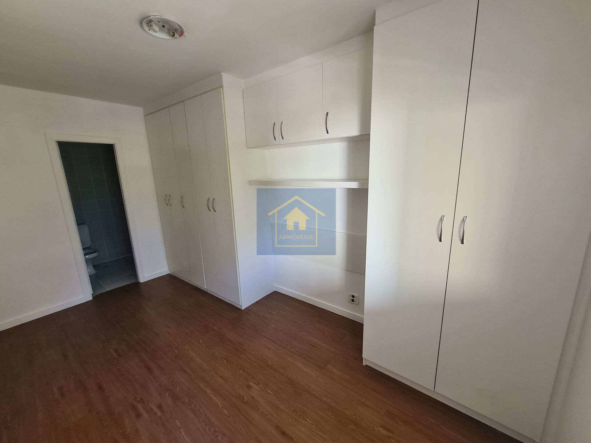 Apartamento à venda com 2 quartos, 86m² - Foto 29