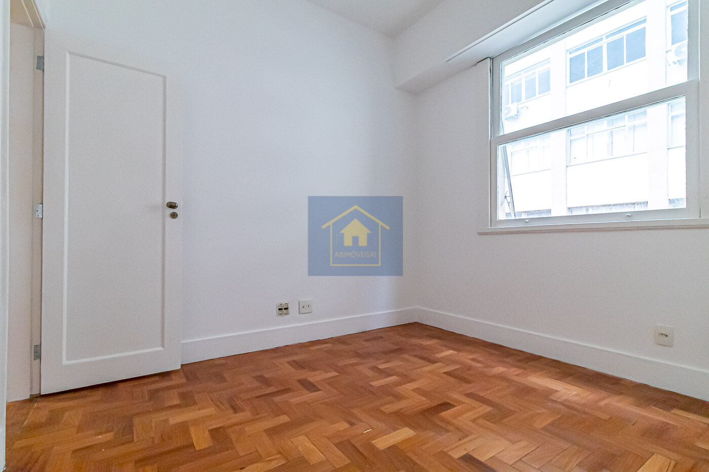 Apartamento à venda com 3 quartos, 90m² - Foto 5