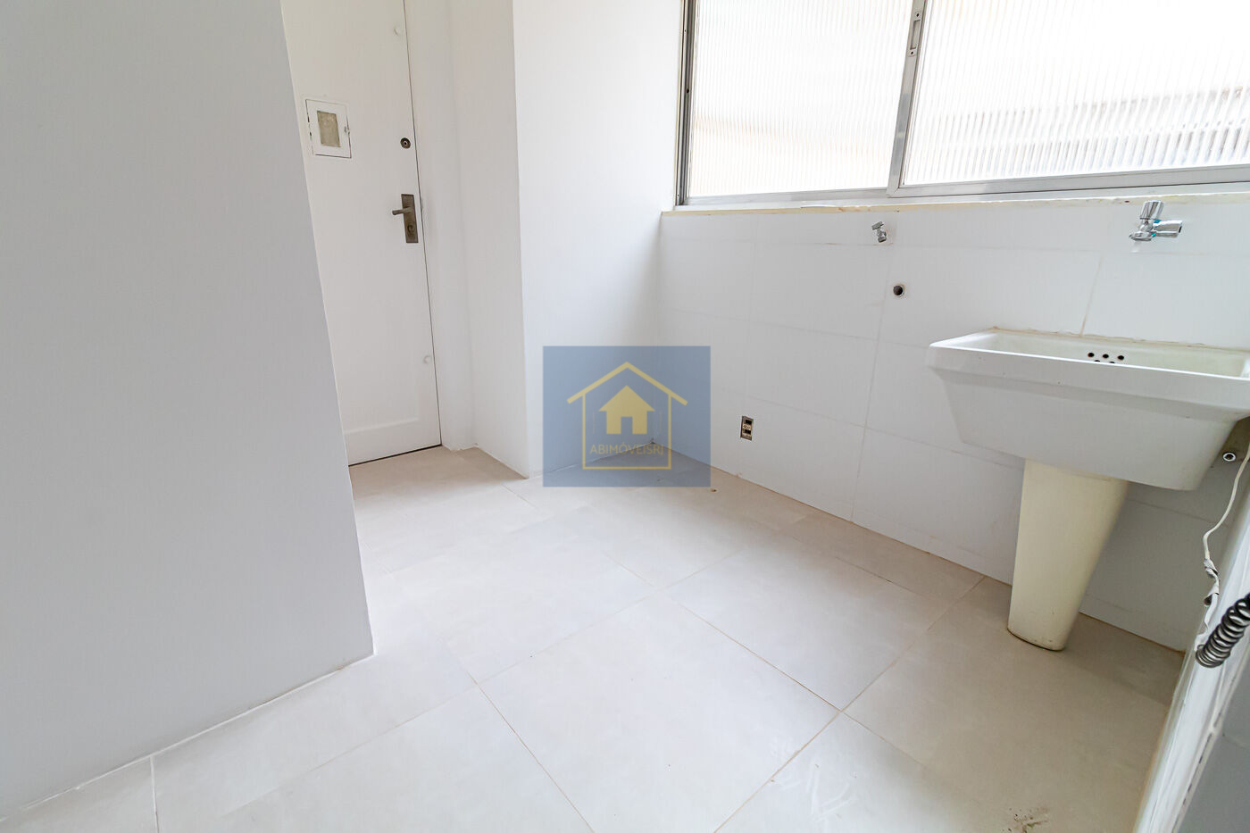 Apartamento à venda com 3 quartos, 90m² - Foto 23