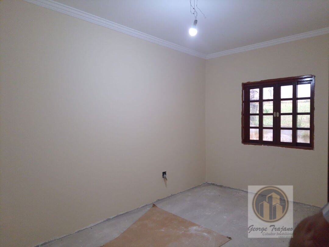 Casa para alugar com 6 quartos, 520m² - Foto 4