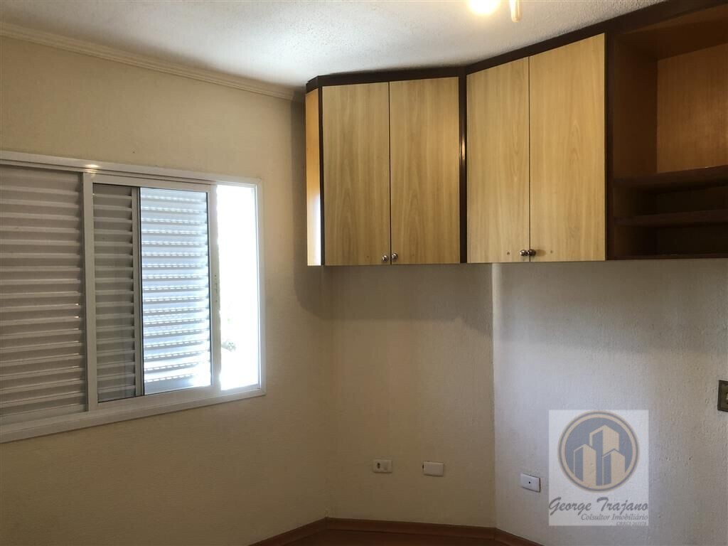 Casa para alugar com 4 quartos, 360m² - Foto 15