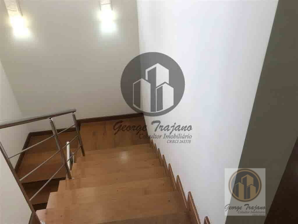 Casa para alugar com 4 quartos, 530m² - Foto 12