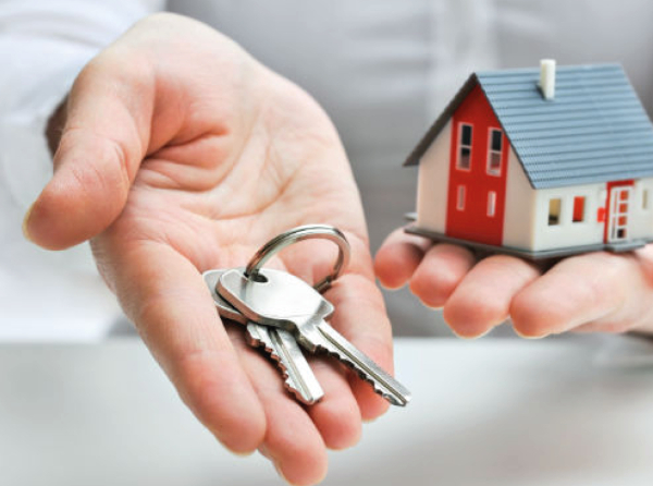 Vantagens de comprar com um corretor de imóveis