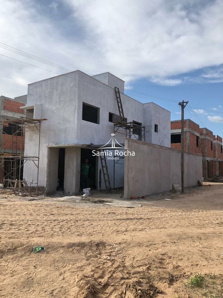 Casa à venda com 3 quartos, 97m² - Foto 4