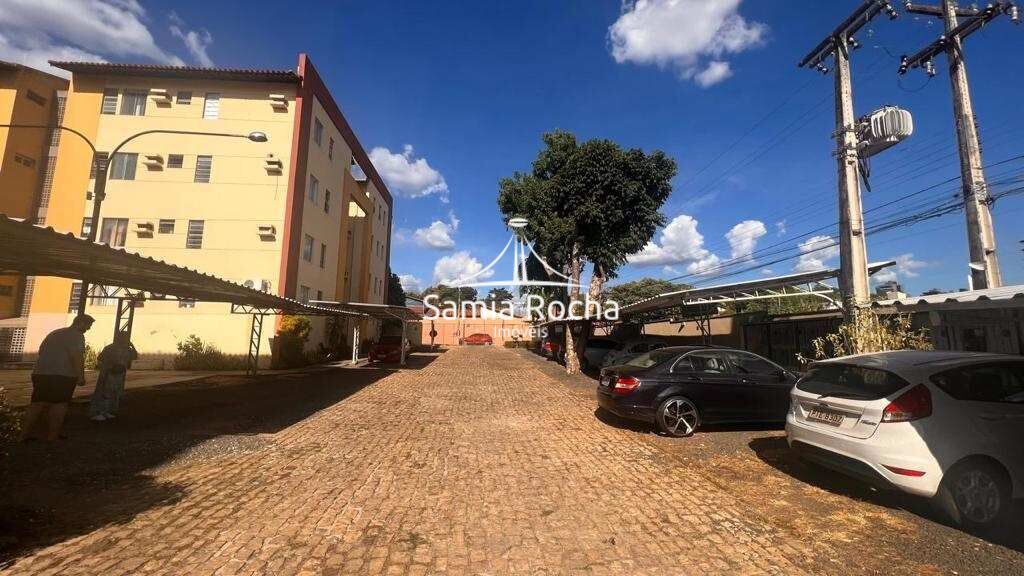 Apartamento à venda com 3 quartos, 67m² - Foto 2