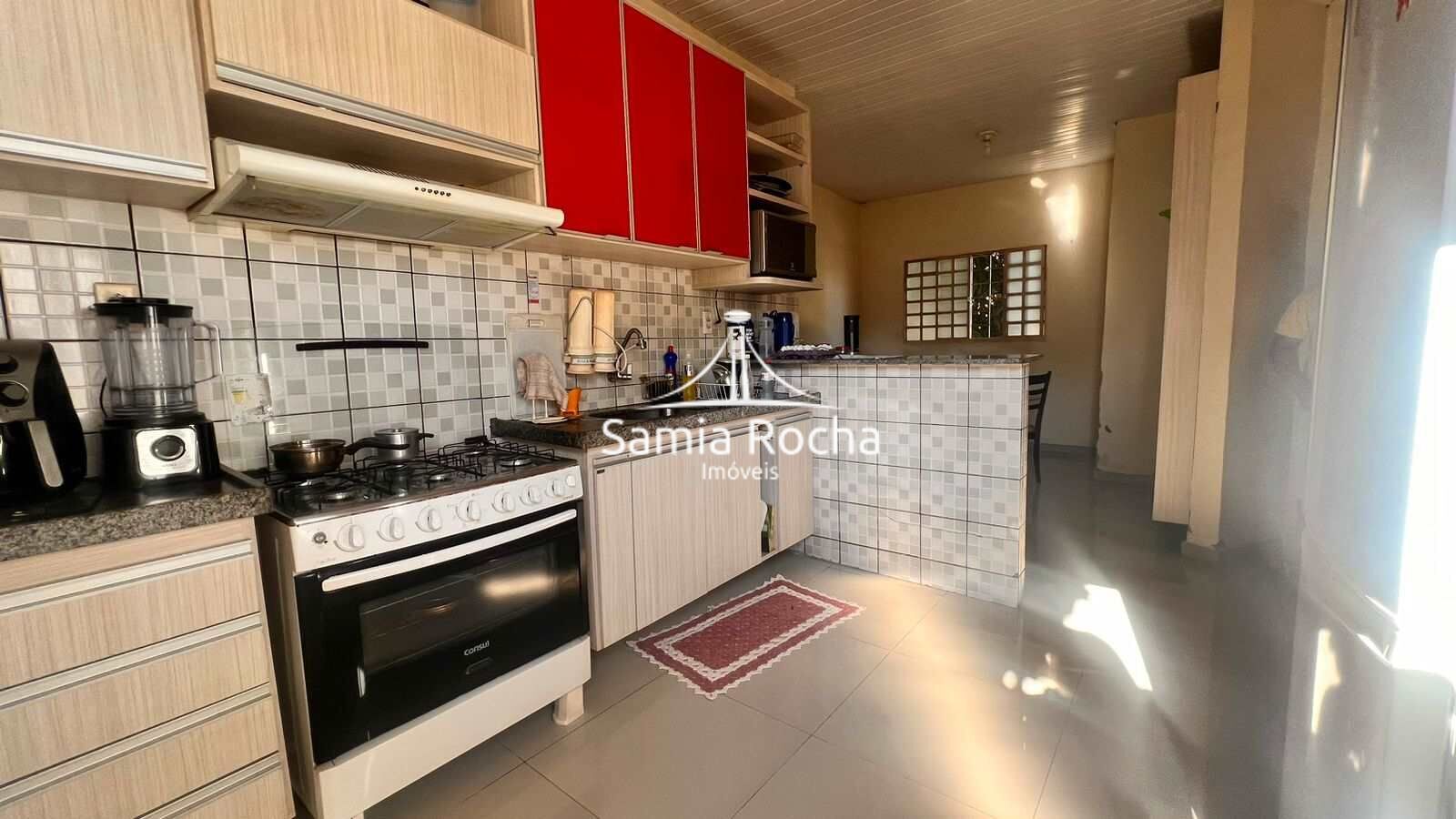 Casa à venda com 2 quartos, 80m² - Foto 14