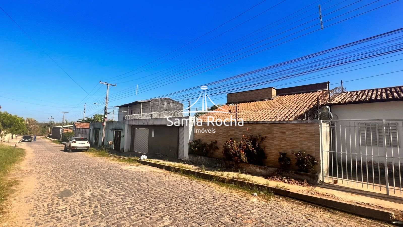 Casa à venda com 2 quartos, 80m² - Foto 2