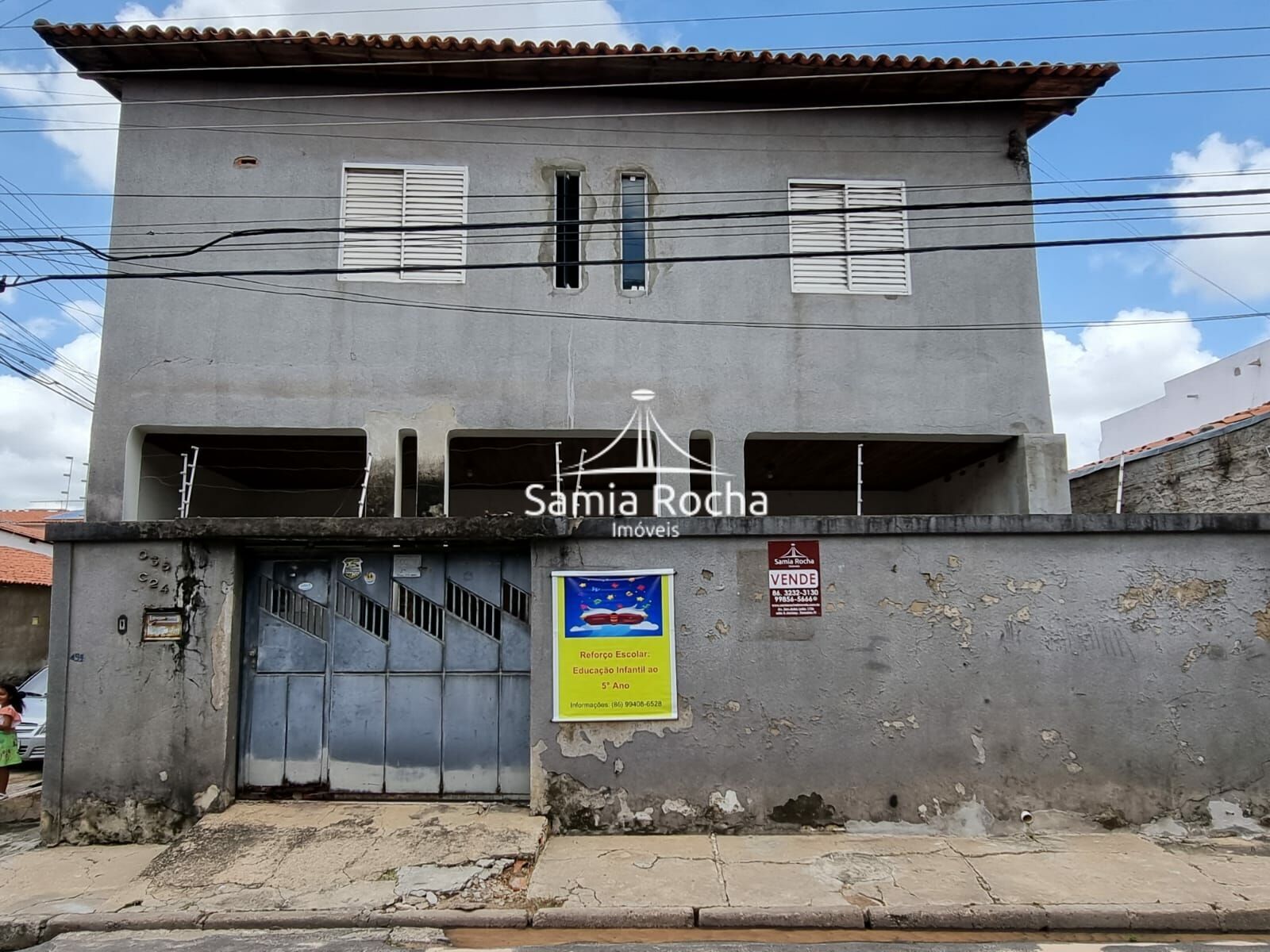 Casa à venda com 5 quartos, 10m² - Foto 1