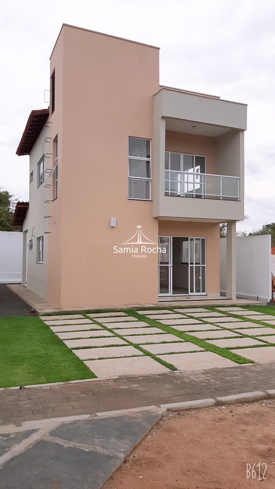 Casa à venda com 3 quartos, 99m² - Foto 8