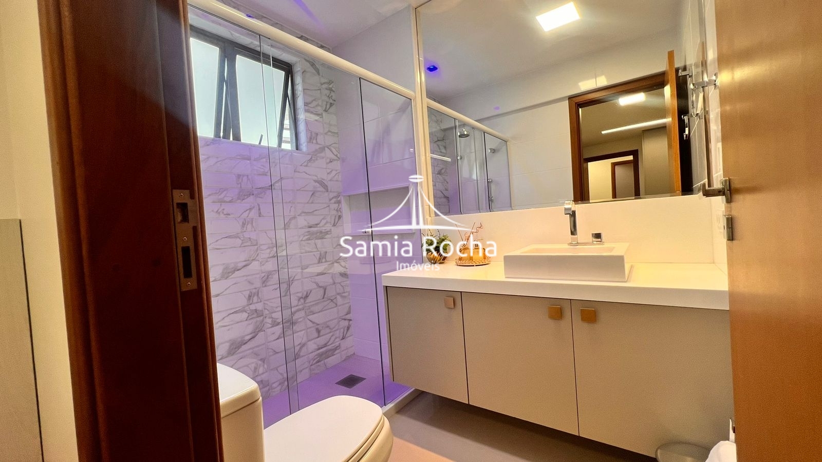 Apartamento à venda com 4 quartos, 225m² - Foto 20