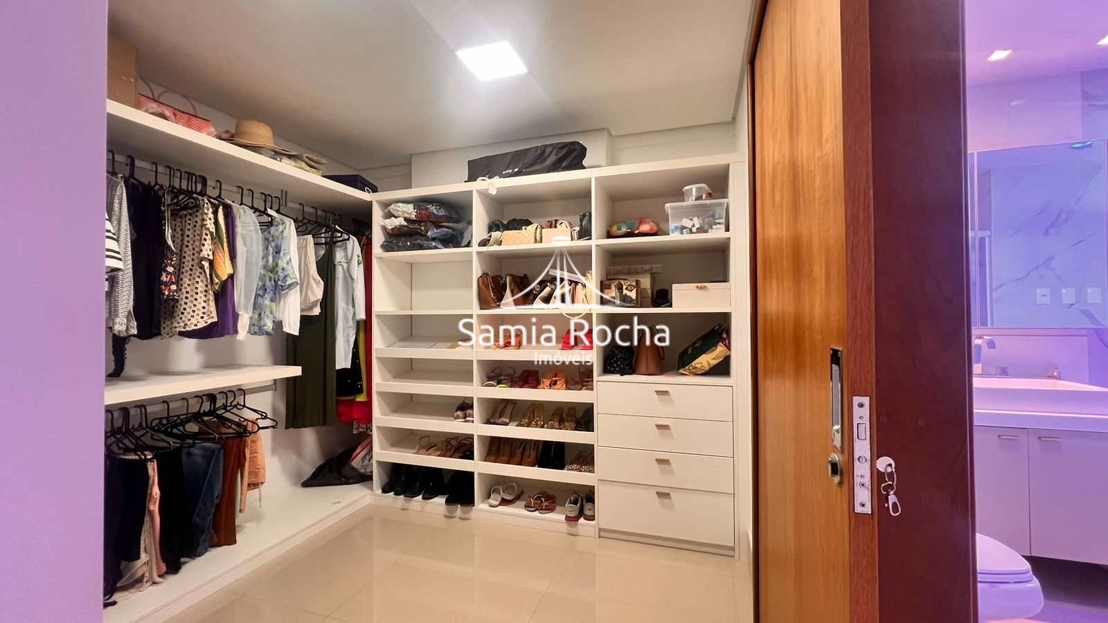 Apartamento à venda com 4 quartos, 225m² - Foto 26