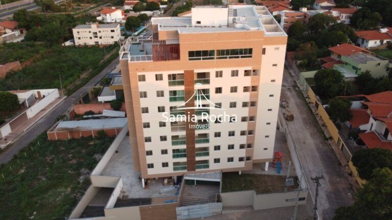 Apartamento à venda com 3 quartos, 77m² - Foto 1