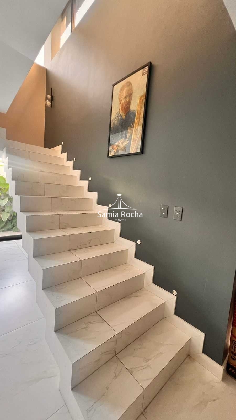 Casa à venda com 3 quartos, 249m² - Foto 4