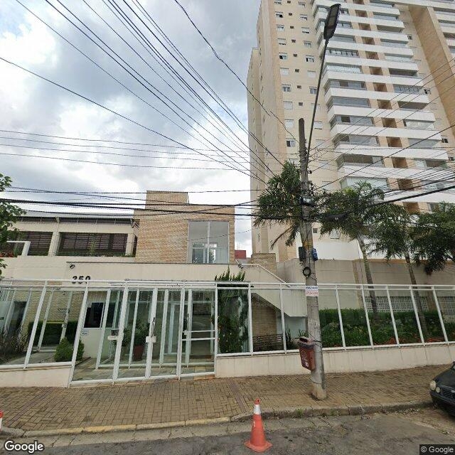 Imagem estática do "Street View" da localização