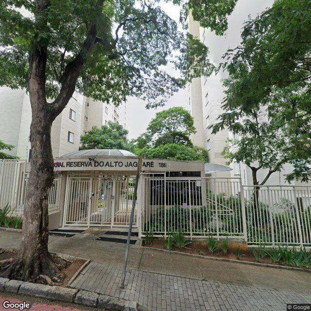 Imagem estática do "Street View" da localização