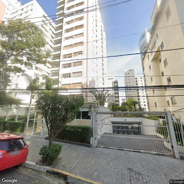 Imagem estática do "Street View" da localização