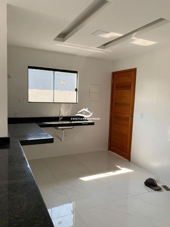 Casa à venda com 3 quartos, 114m² - Foto 15