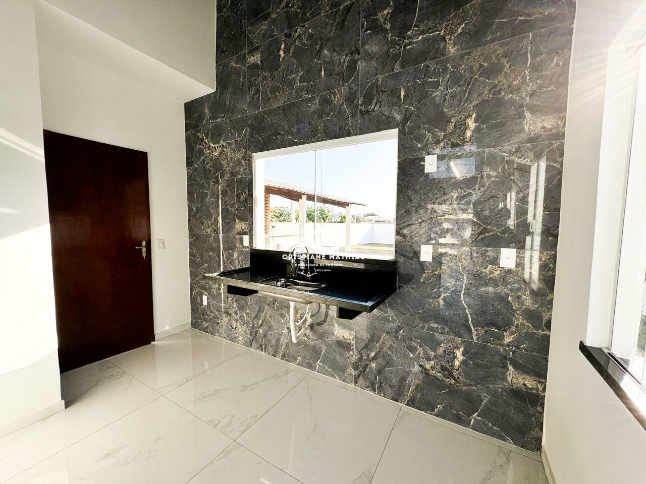 Casa à venda com 3 quartos, 100m² - Foto 12