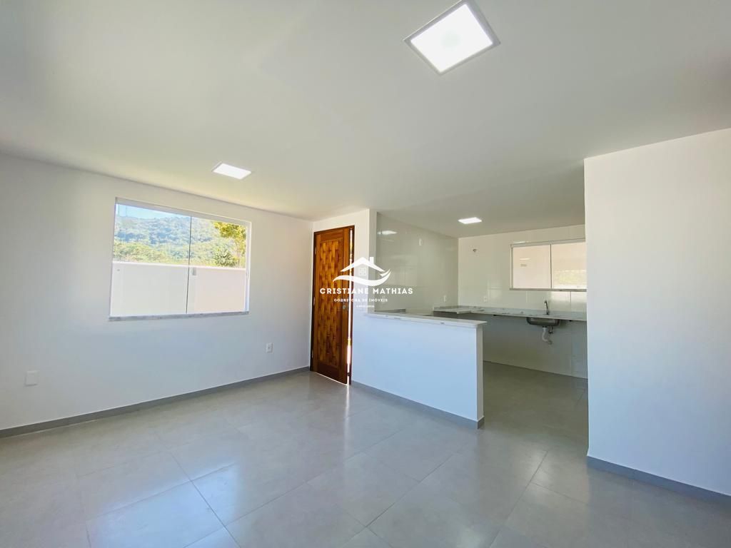 Casa à venda com 3 quartos, 100m² - Foto 5