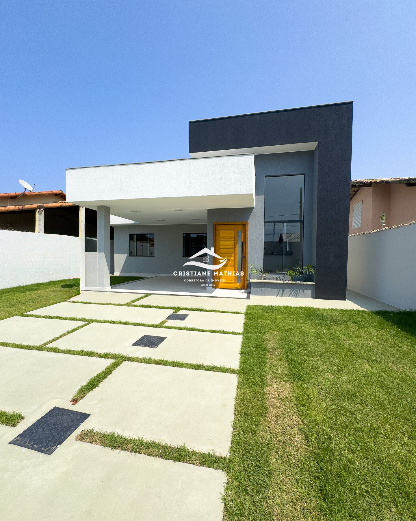 Casa à venda com 3 quartos, 118m² - Foto 1