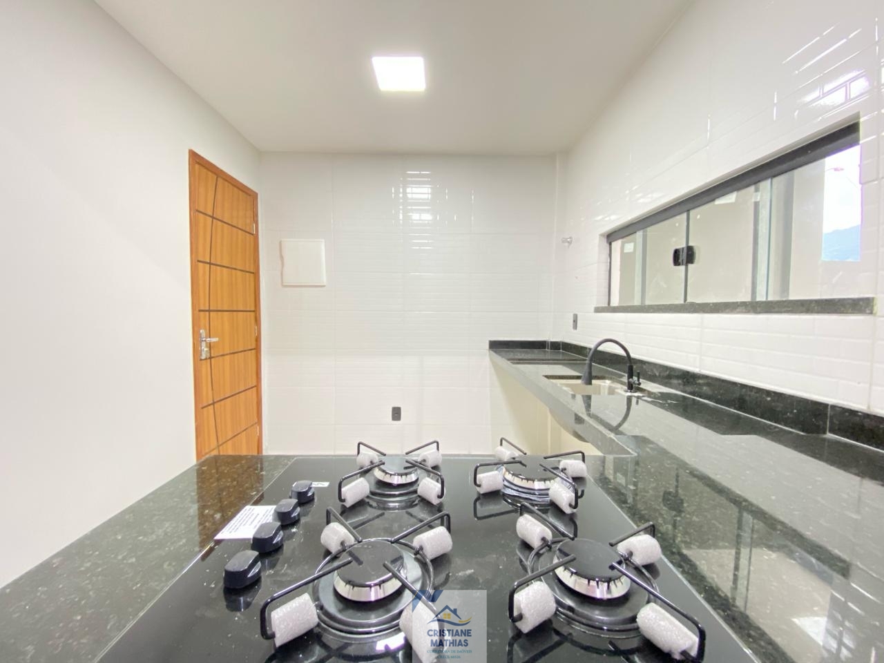 Casa à venda com 3 quartos, 94m² - Foto 7
