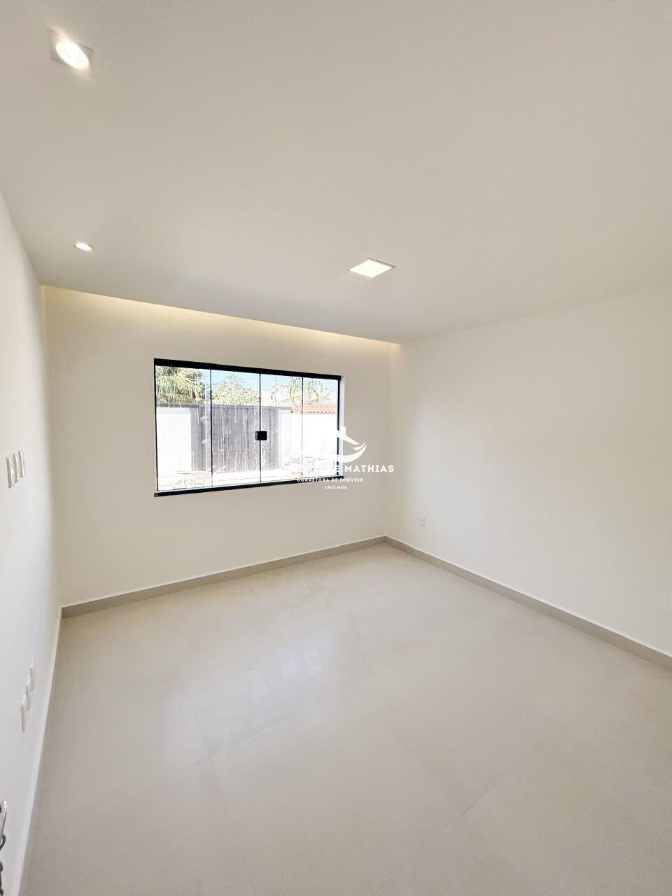 Casa à venda com 3 quartos, 105m² - Foto 22