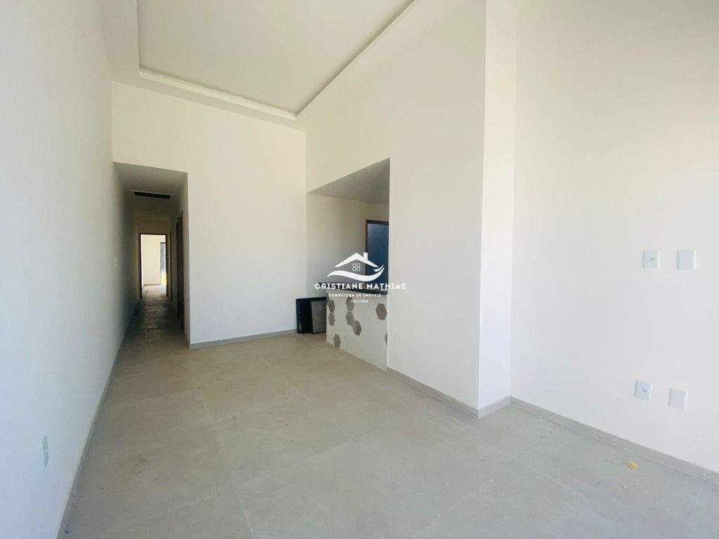 Casa à venda com 3 quartos, 100m² - Foto 5