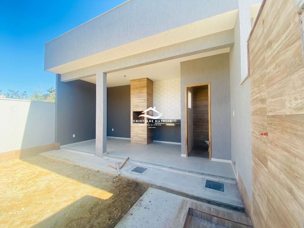 Casa à venda com 3 quartos, 100m² - Foto 4